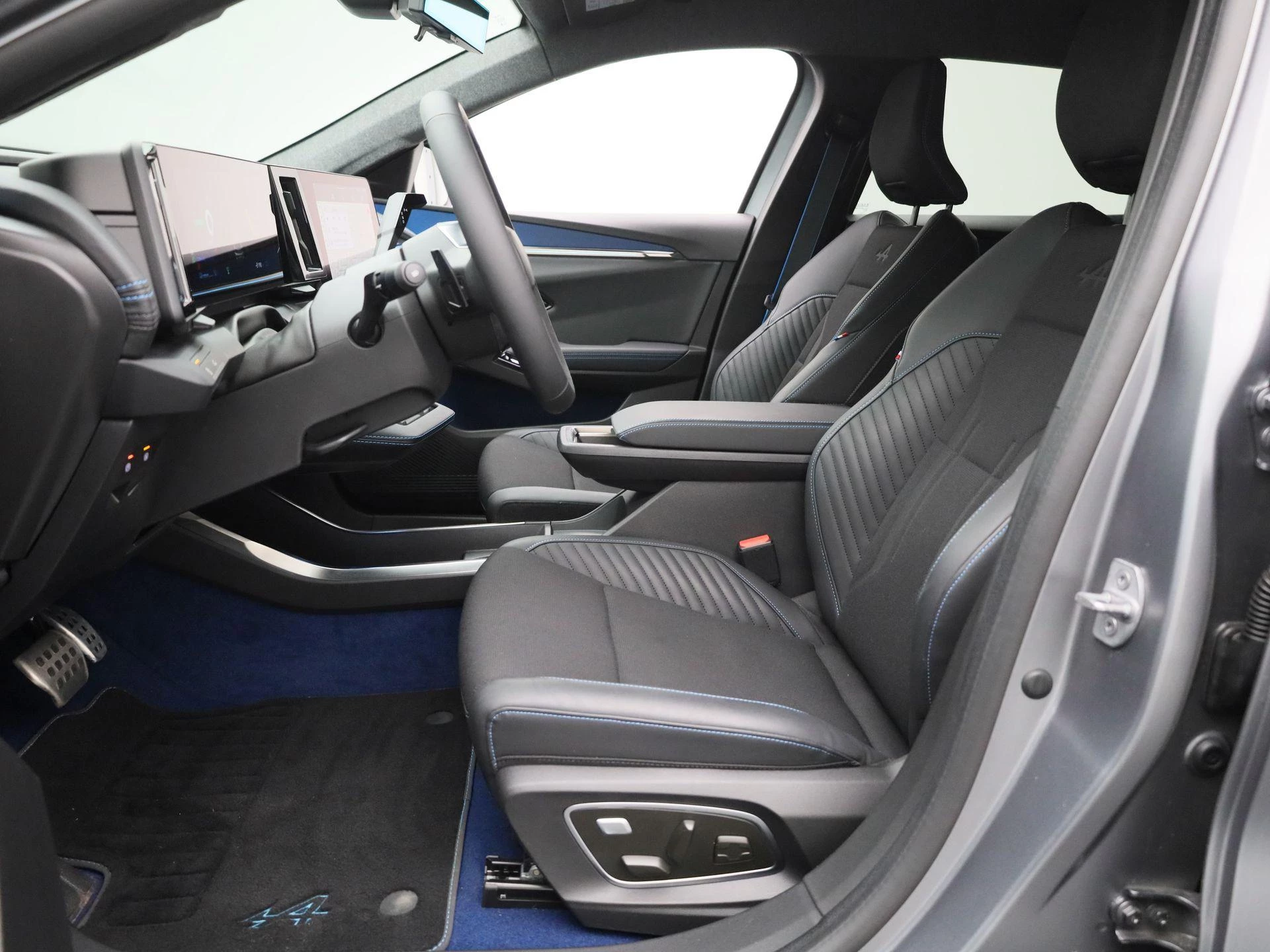 Renault-Scénic-image-9