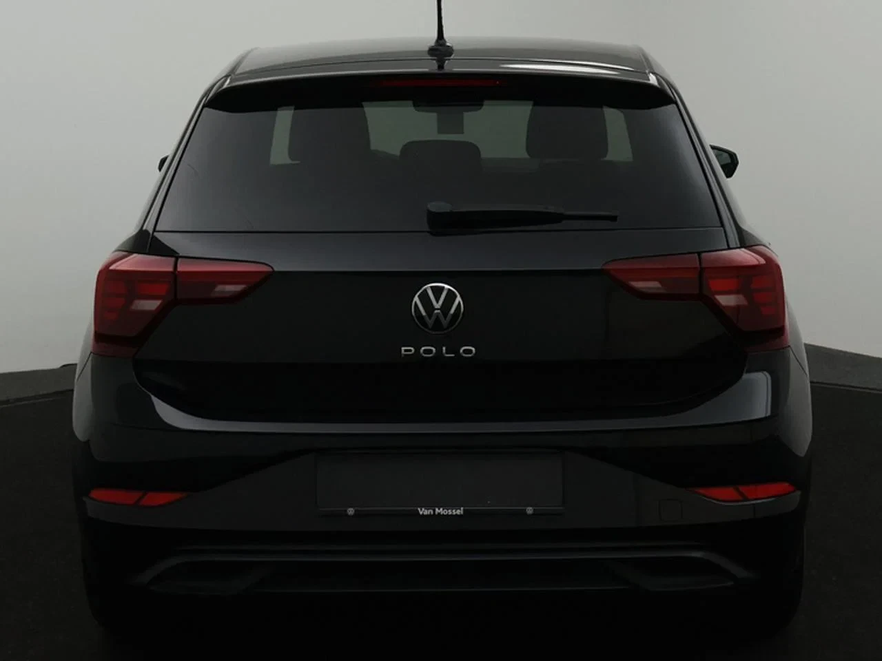 Volkswagen-Polo-image-11