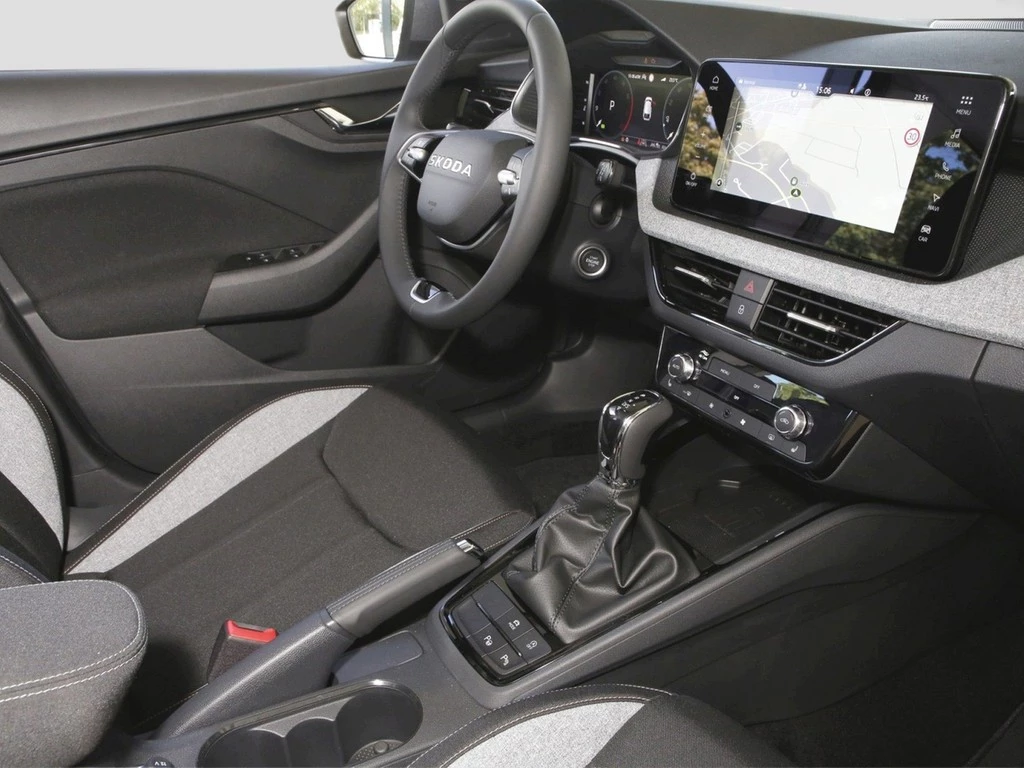 Škoda Scala Tour 1.0 TSI UPE 37.370 Infotainment Komfort+