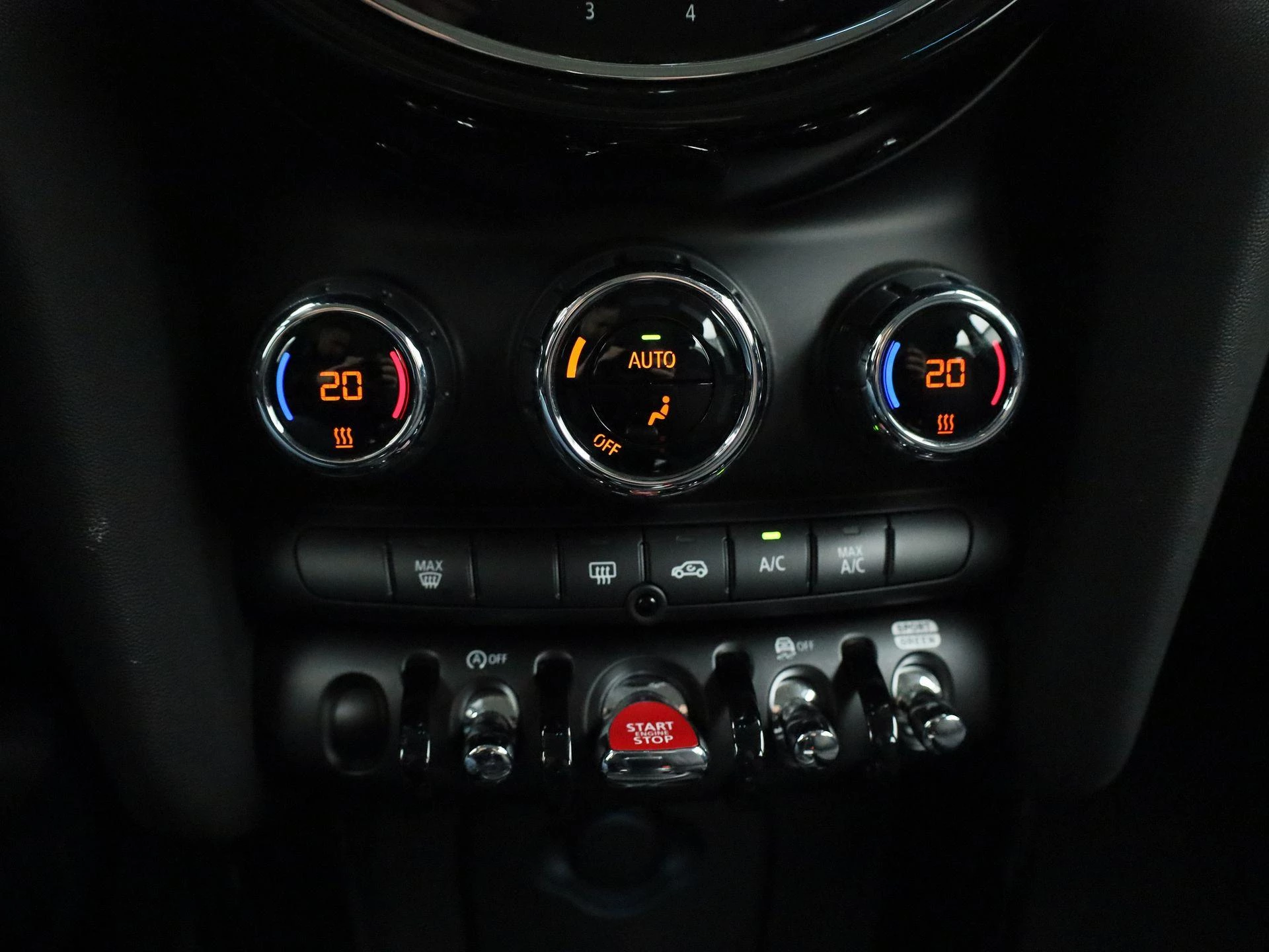 MINI Cooper Mini 5 door (100 kW)