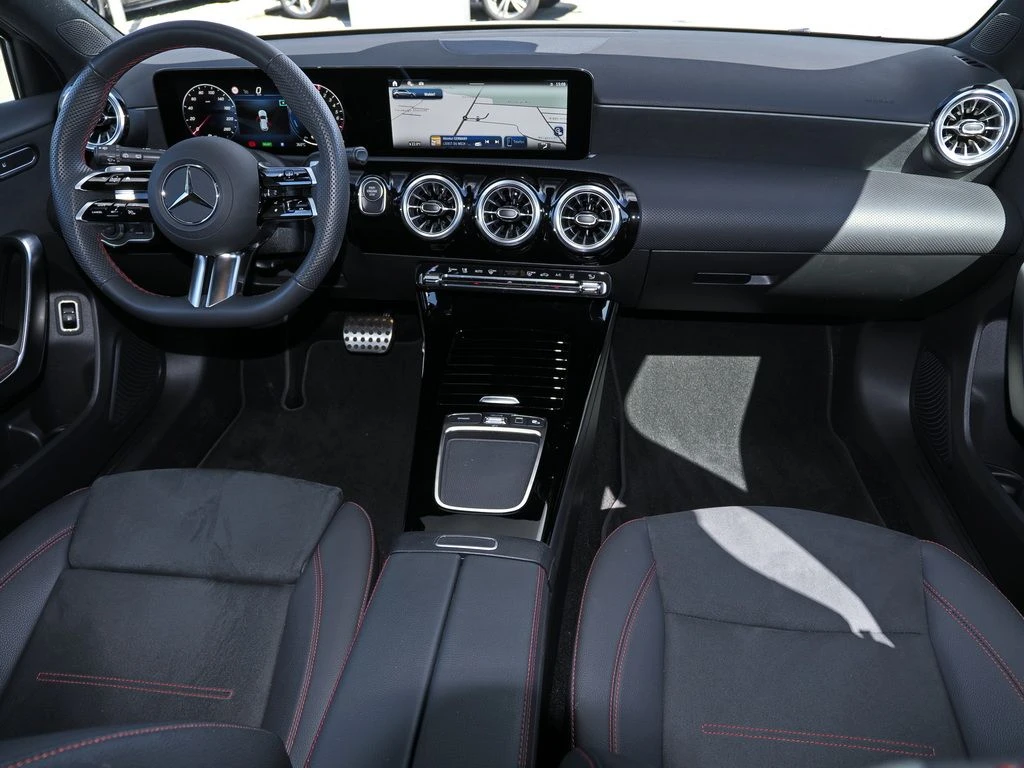 Mercedes-Benz-A-Klasse 250 e-image-12