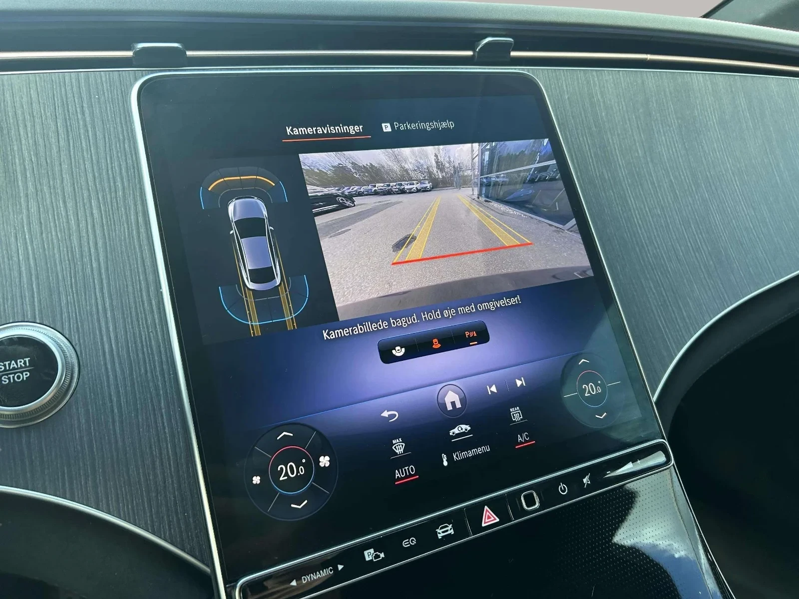 Mercedes-Benz-EQE-image-17