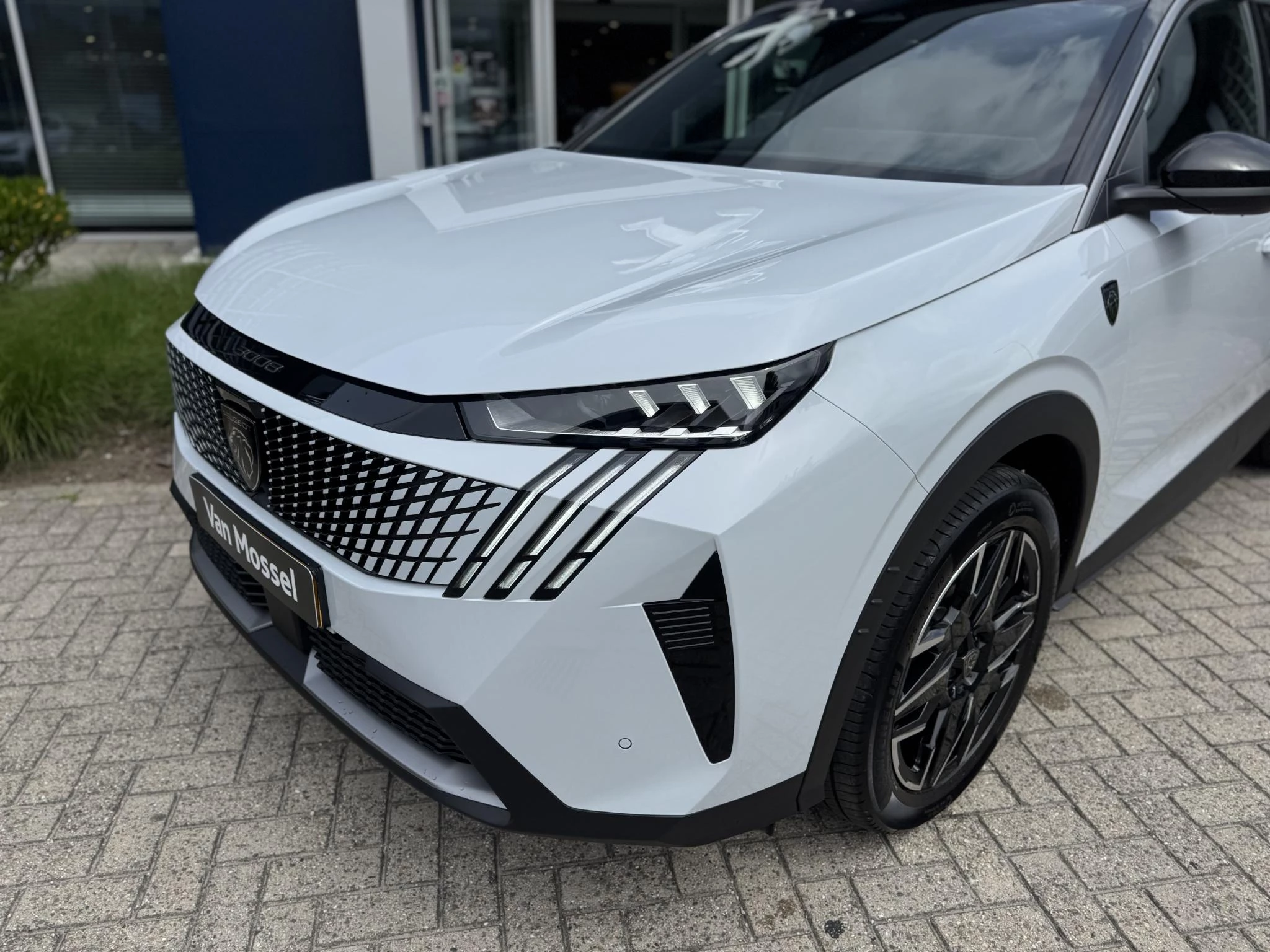 Peugeot 3008 Hybrid 145 GT