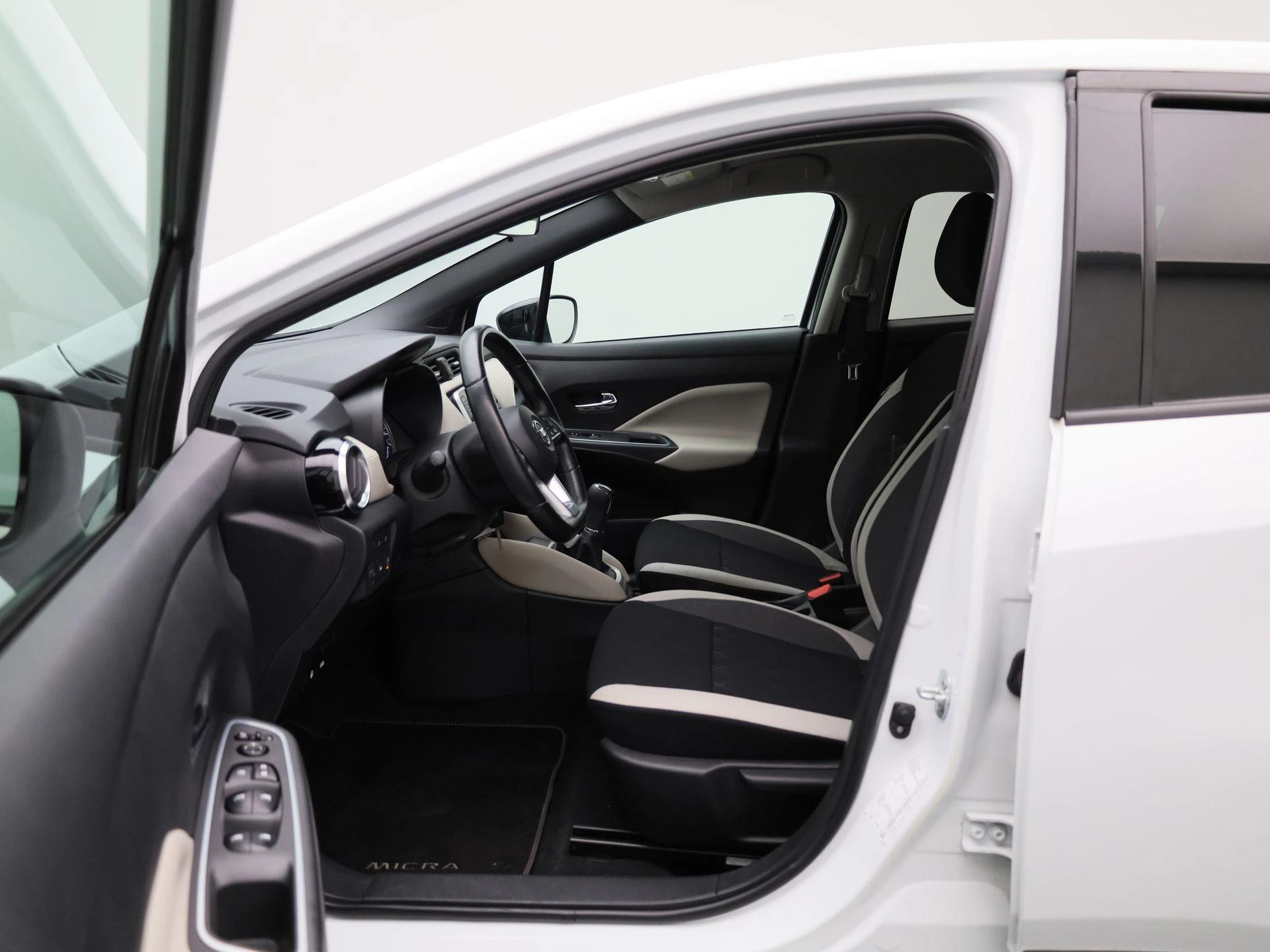 Nissan-Micra-image-8