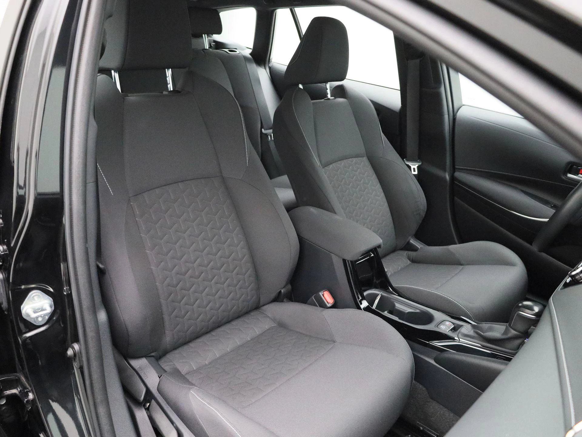 Toyota-Corolla Touring Sports-image-31