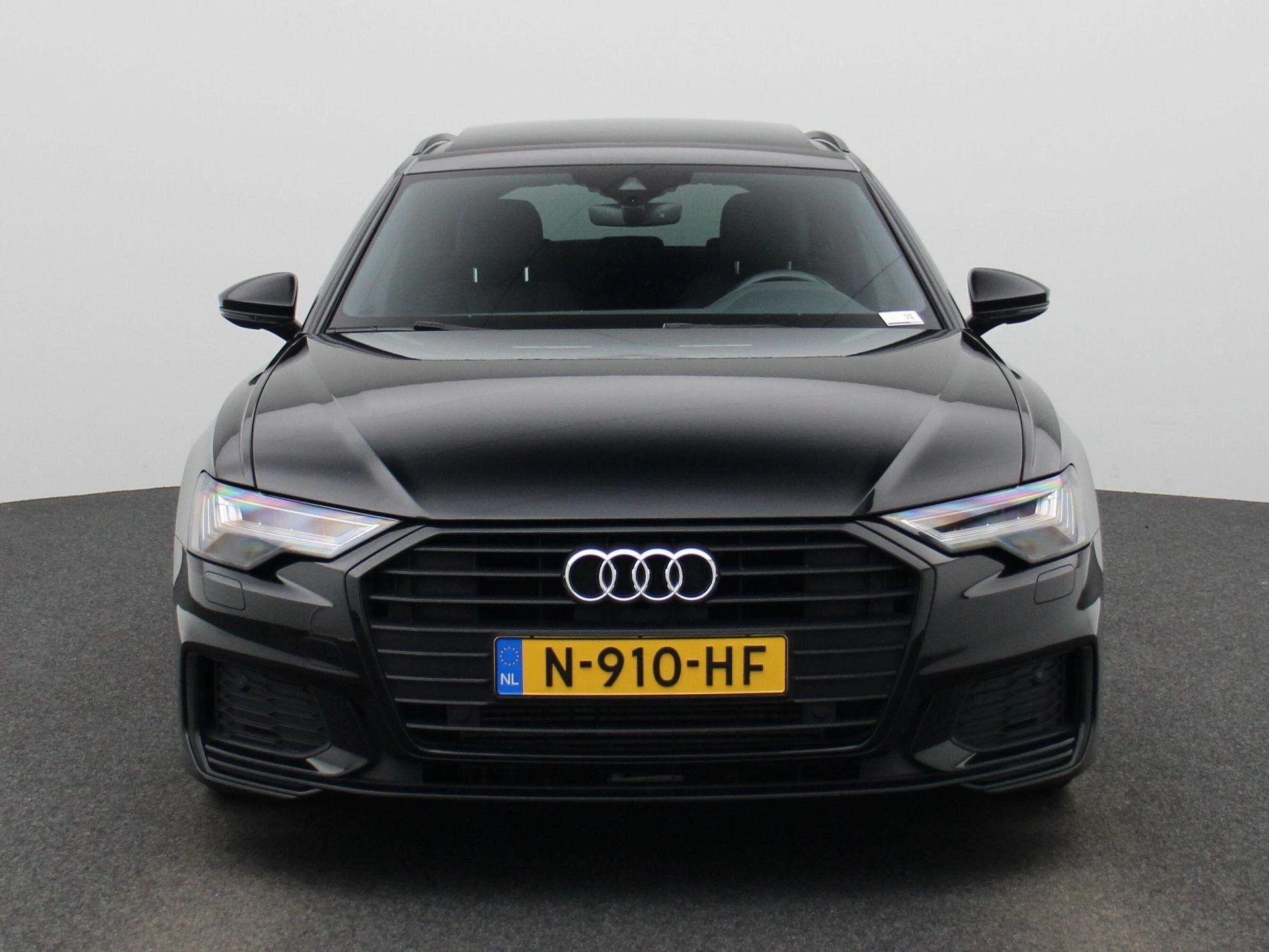 Audi-A6-image-2