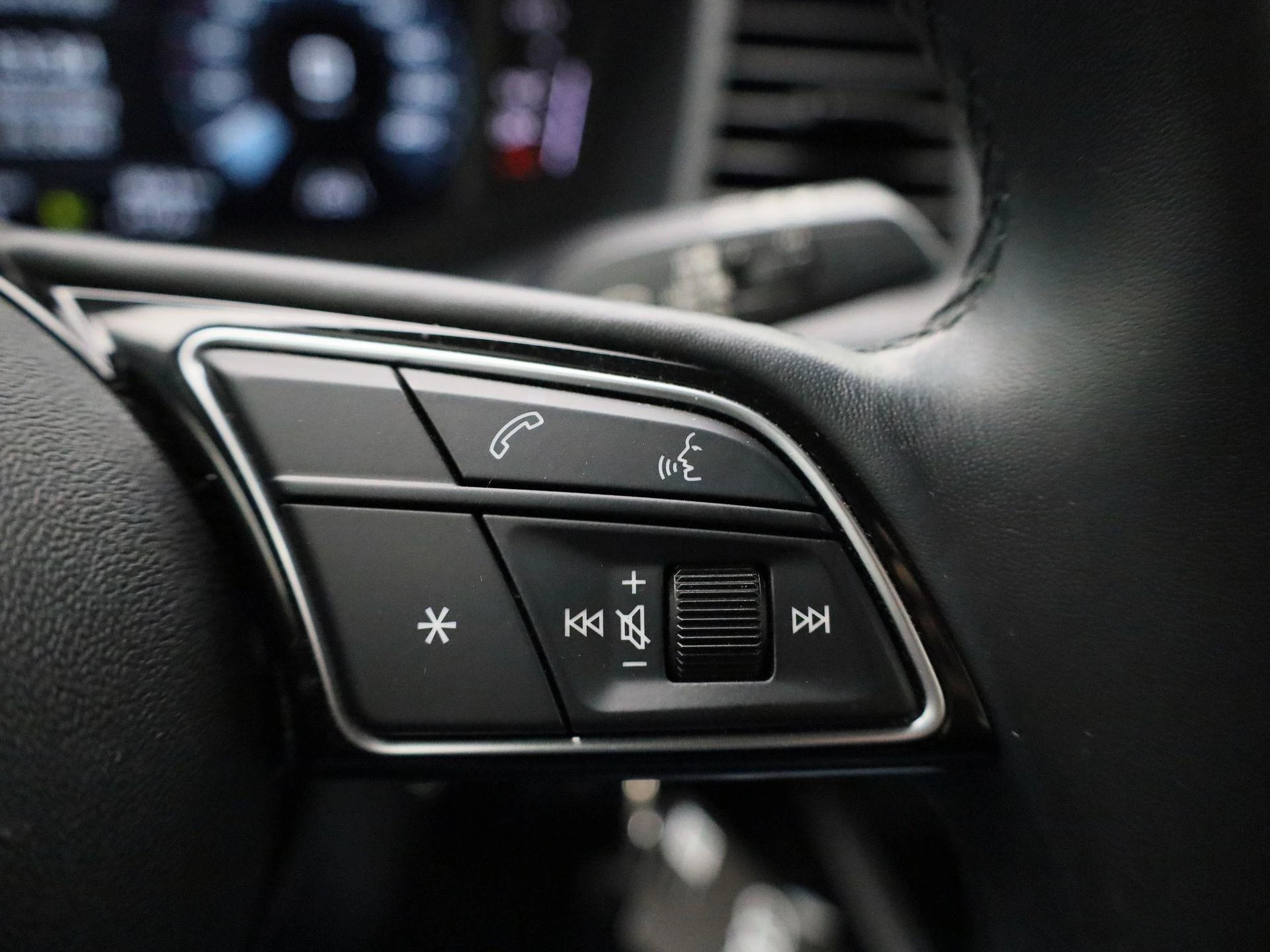 Audi-A1 Sportback-image-16