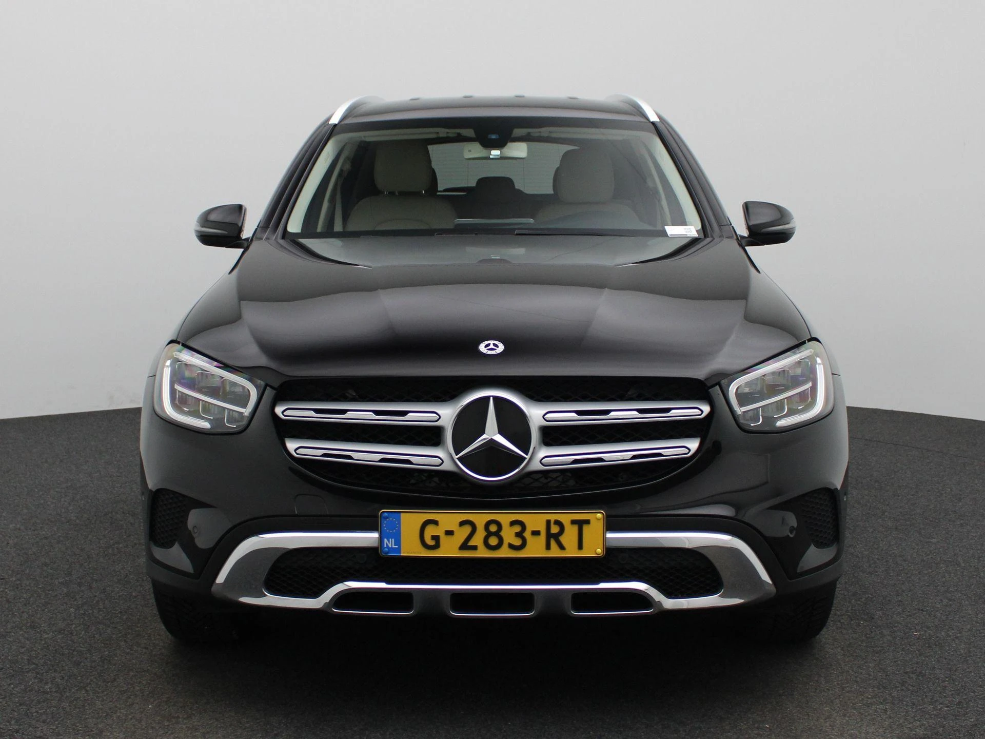 Mercedes-Benz-GLC-image-2