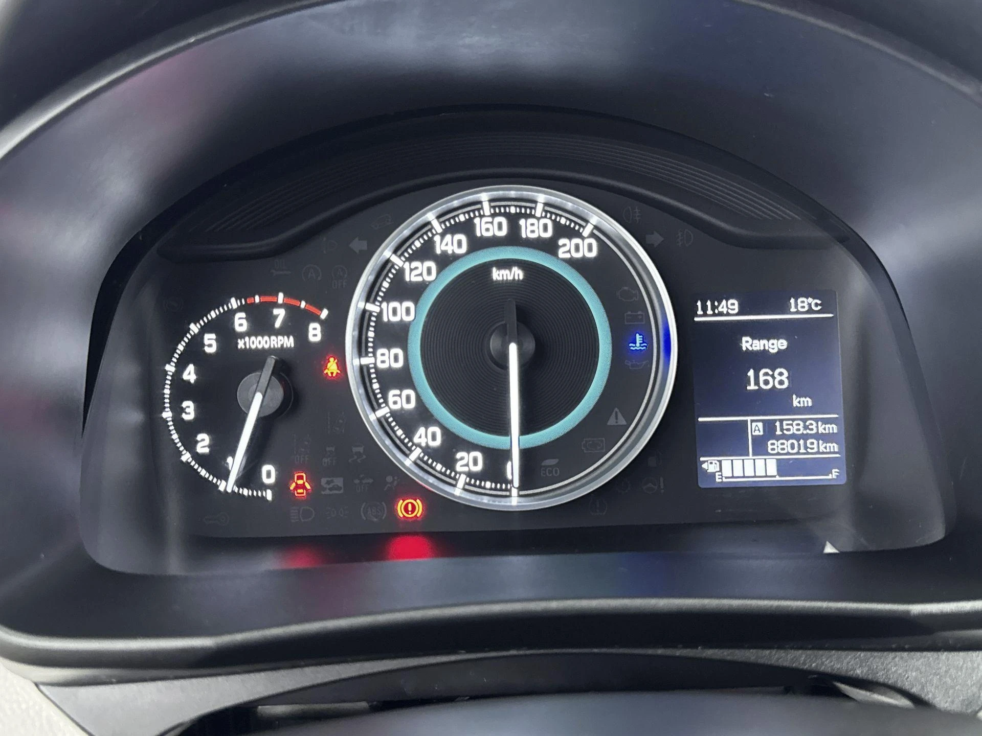 Suzuki-Ignis-image-8