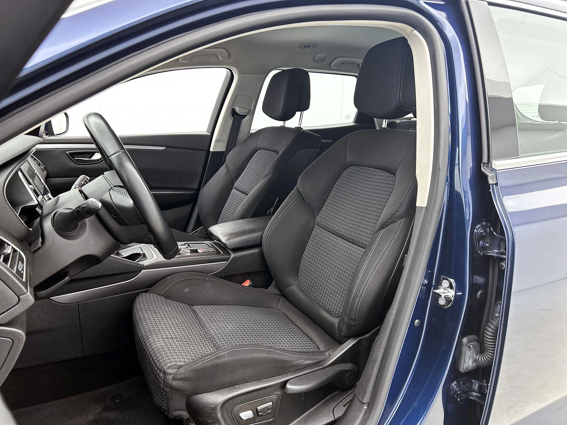 Renault-Talisman-image-37