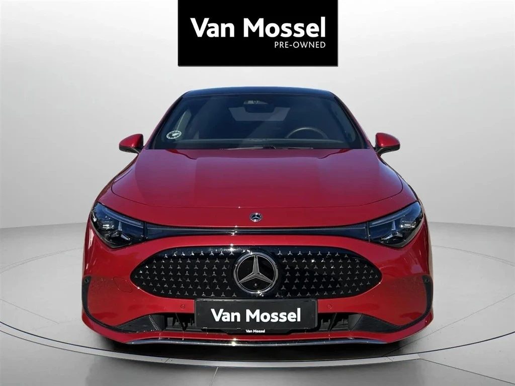 Mercedes-Benz-CLA-image-1