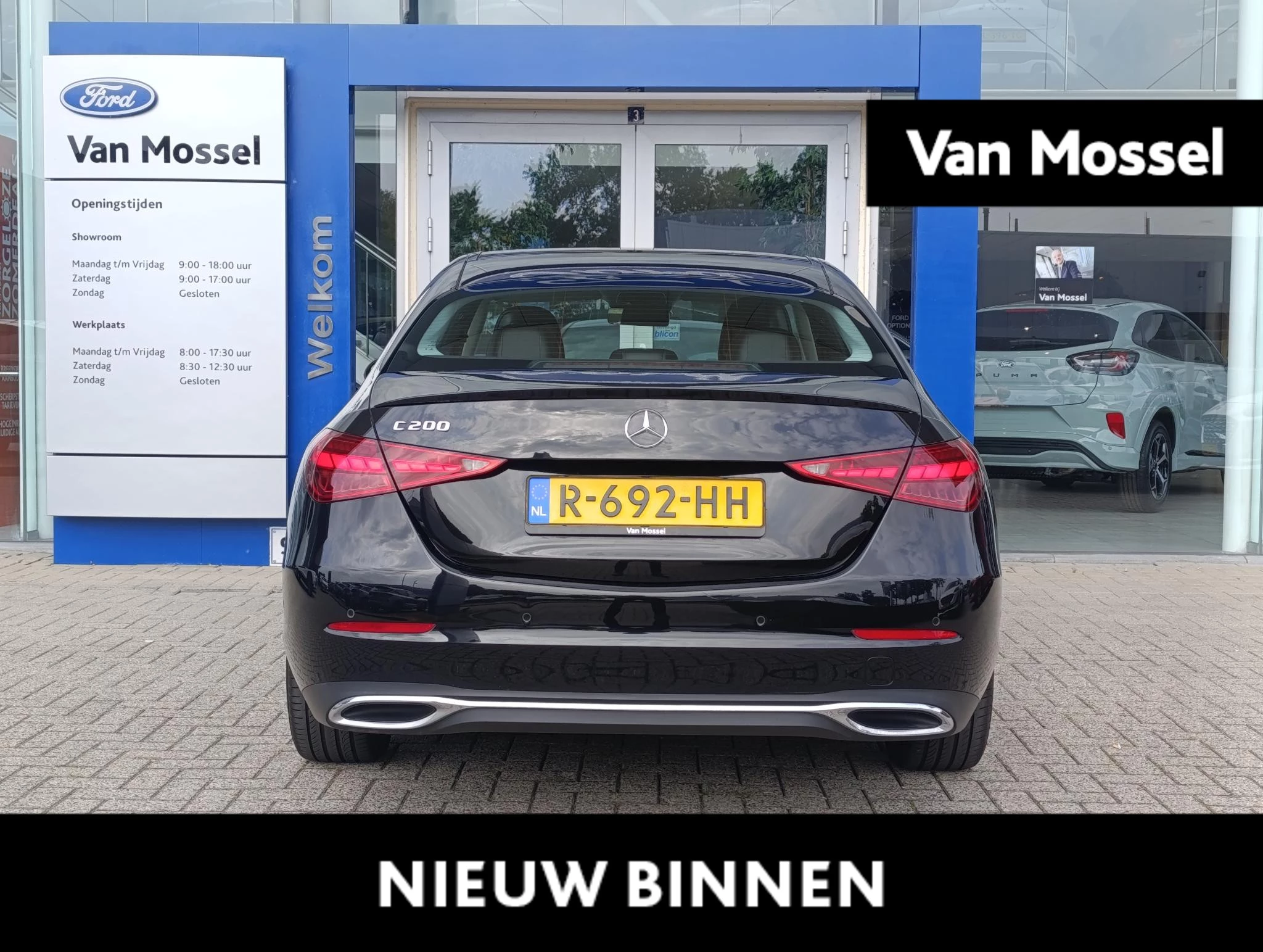 Mercedes-Benz-C-Klasse-image-0