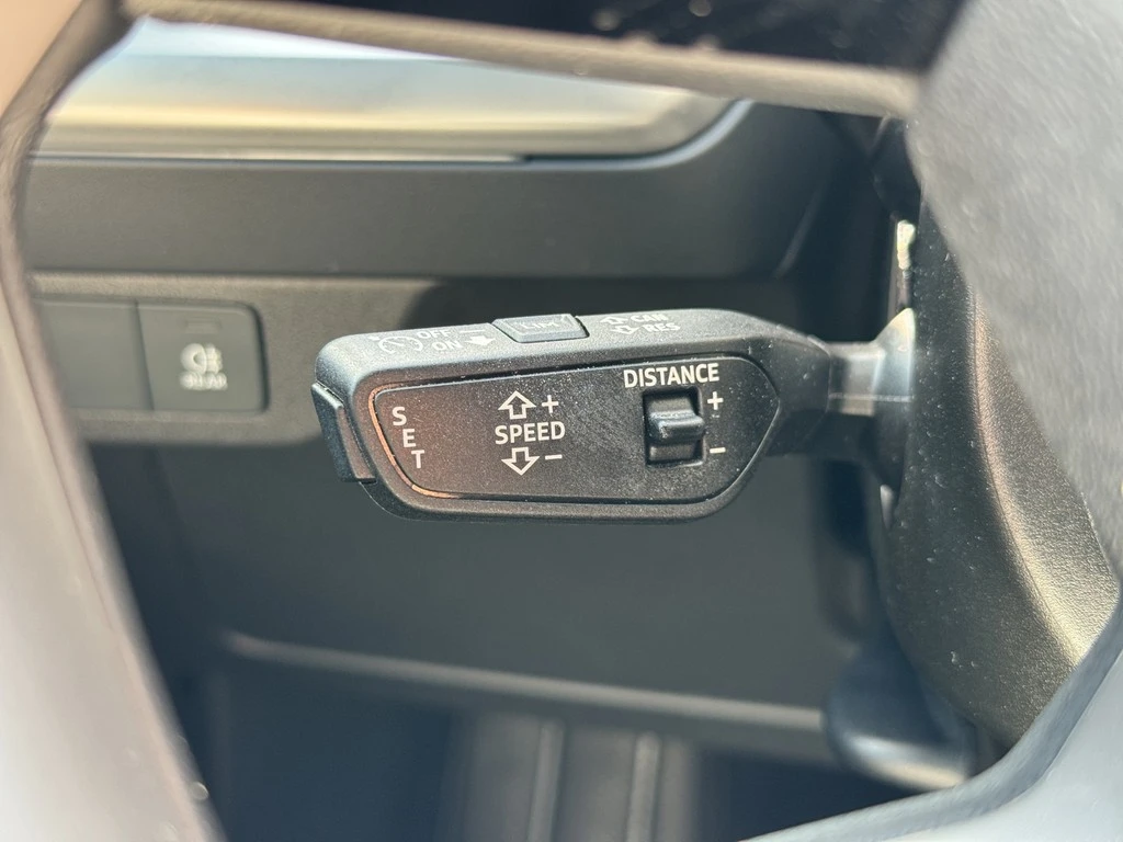 Audi-Q4 e-tron-image-12