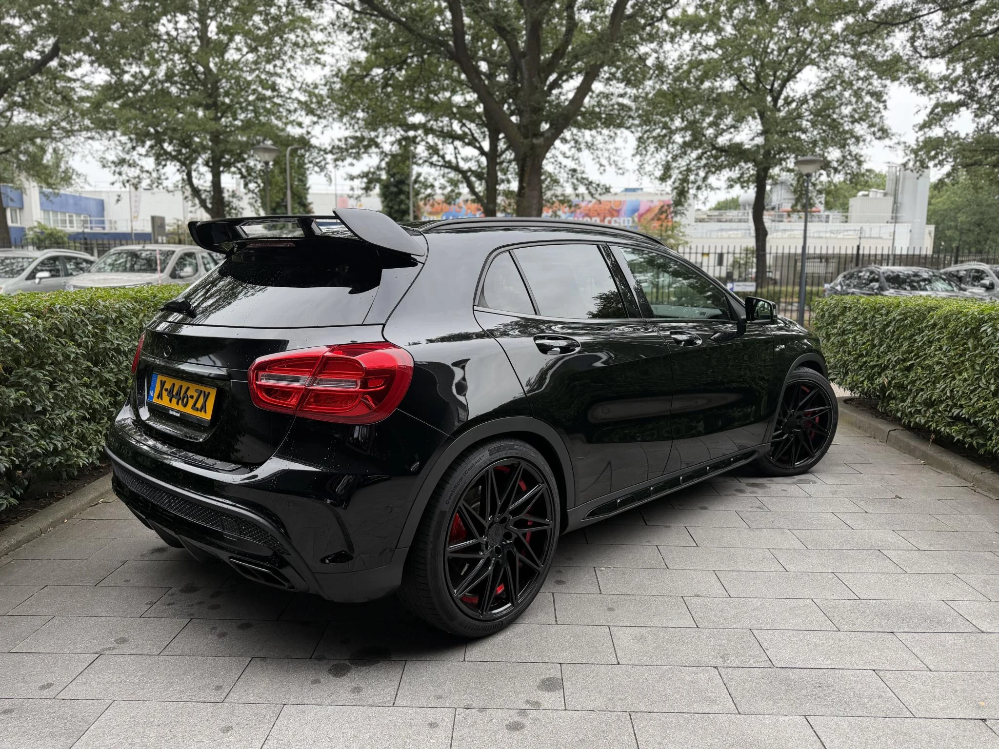 Mercedes-Benz-GLA-image-1