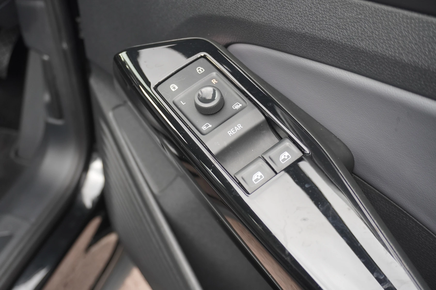 Volkswagen-ID.4-image-31