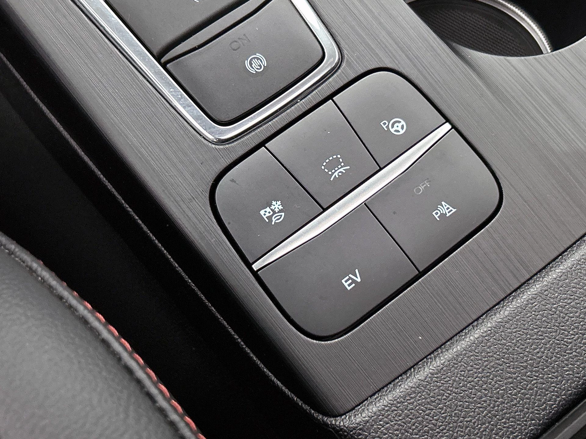 Ford-Kuga-image-12
