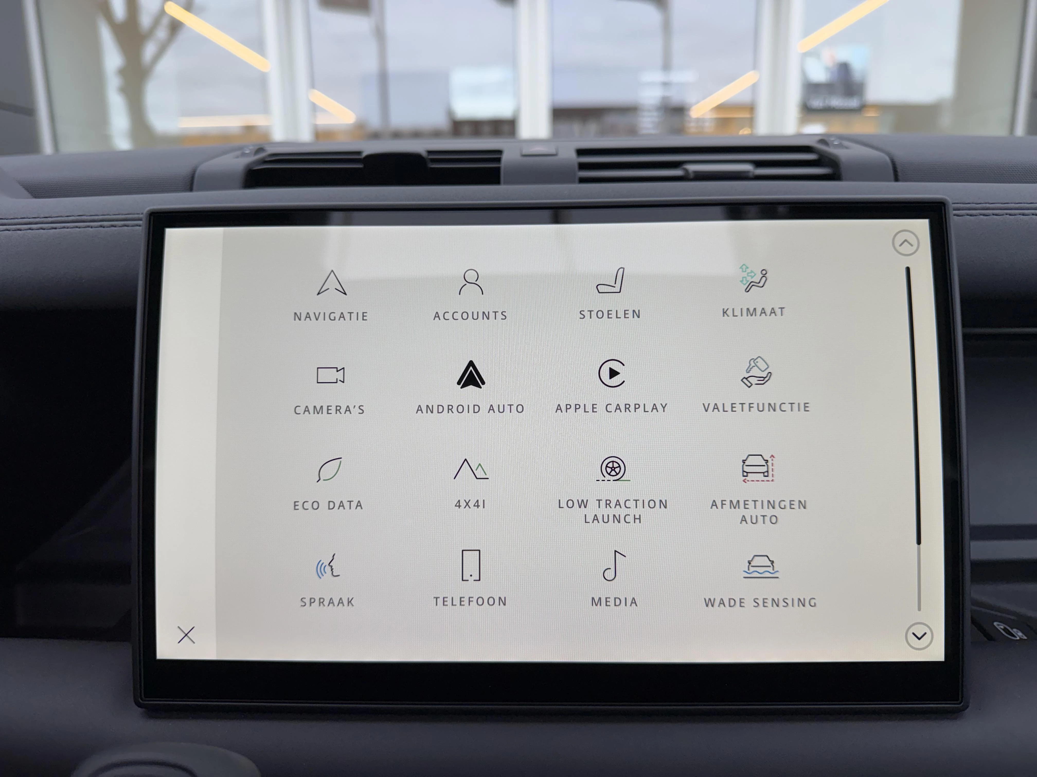 Land Rover-Defender-image-20