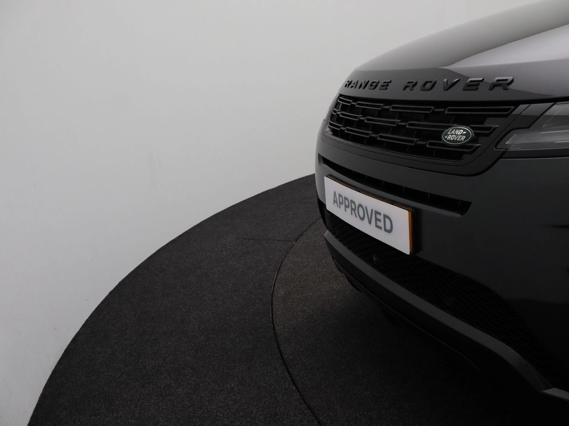 Land Rover-Range Rover Evoque-image-39