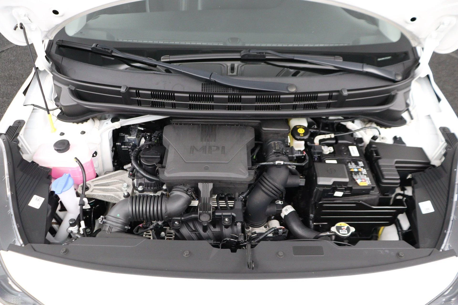 Hyundai-i10-image-25