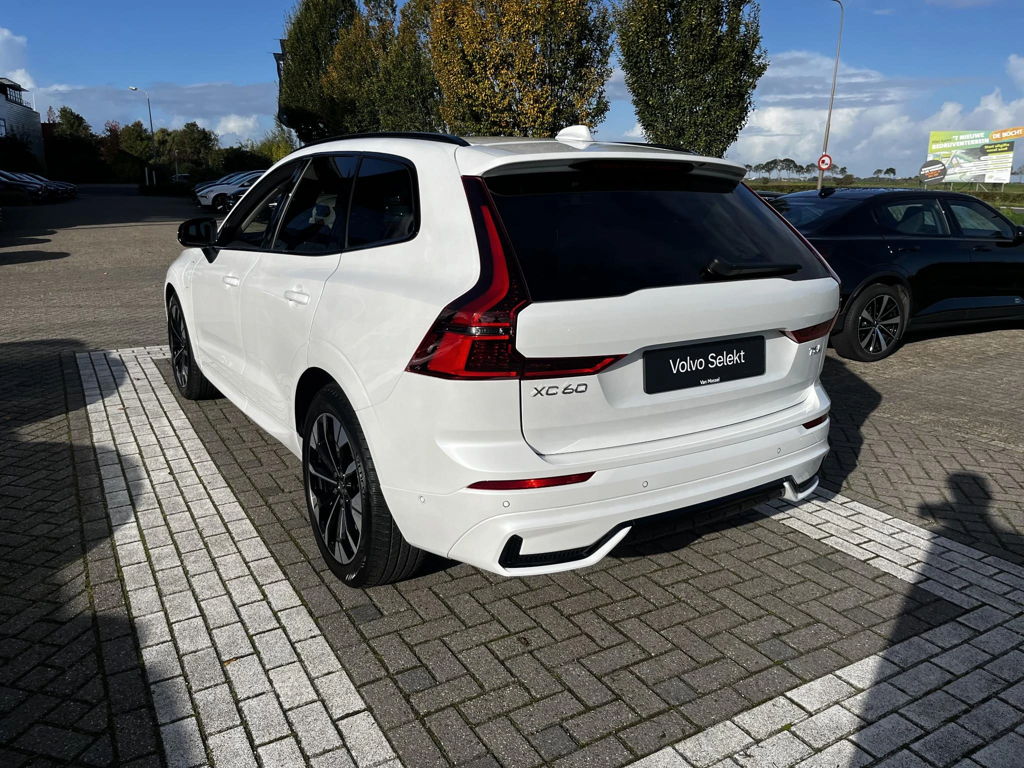 Volvo-XC60-image-1