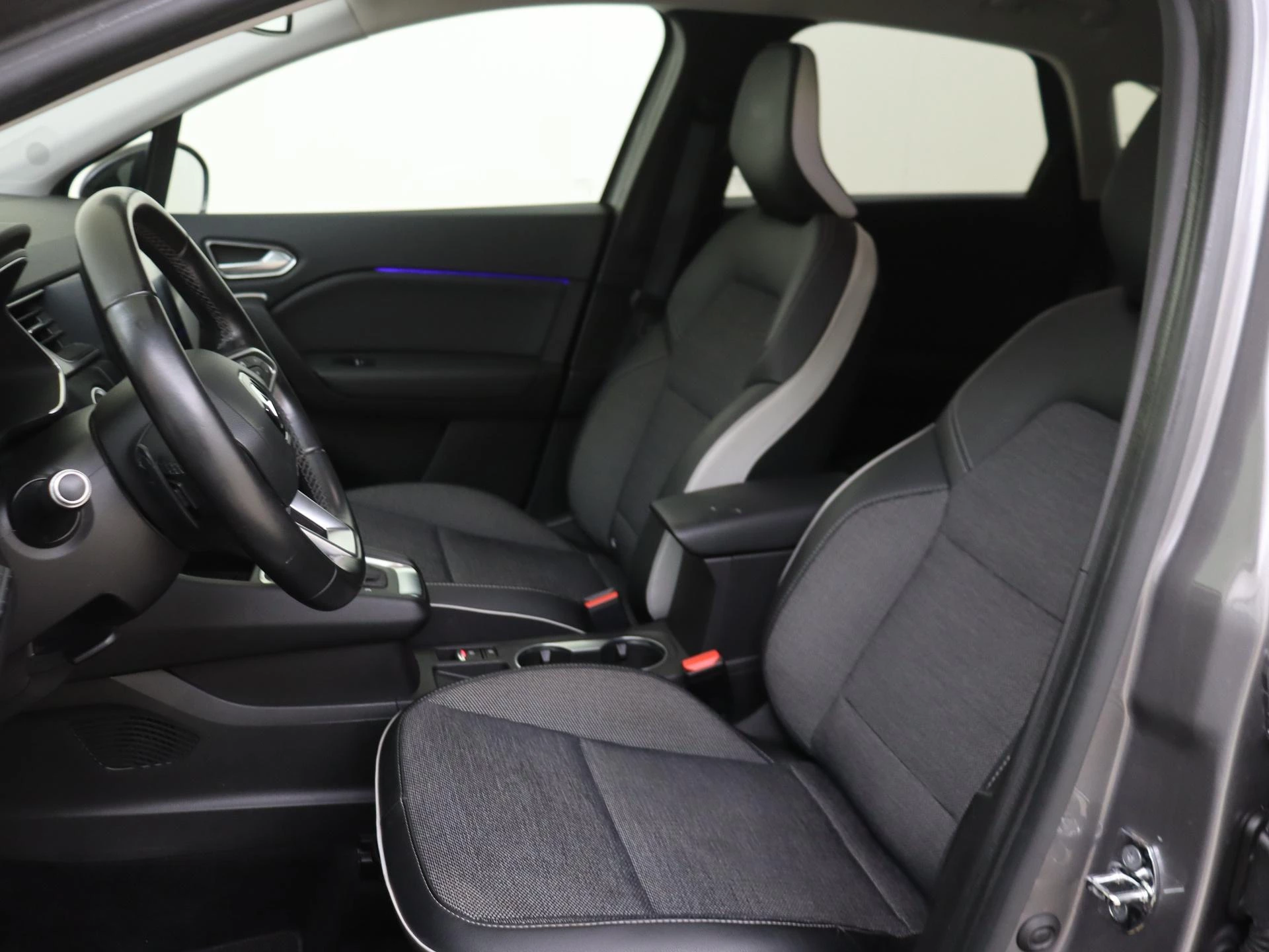 Renault-Captur-image-10