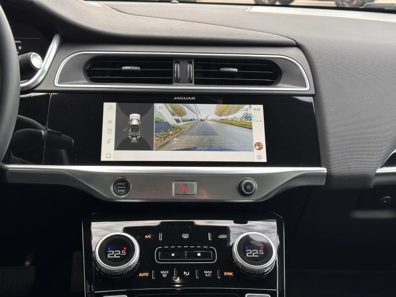 Jaguar I-PACE EV400 SE