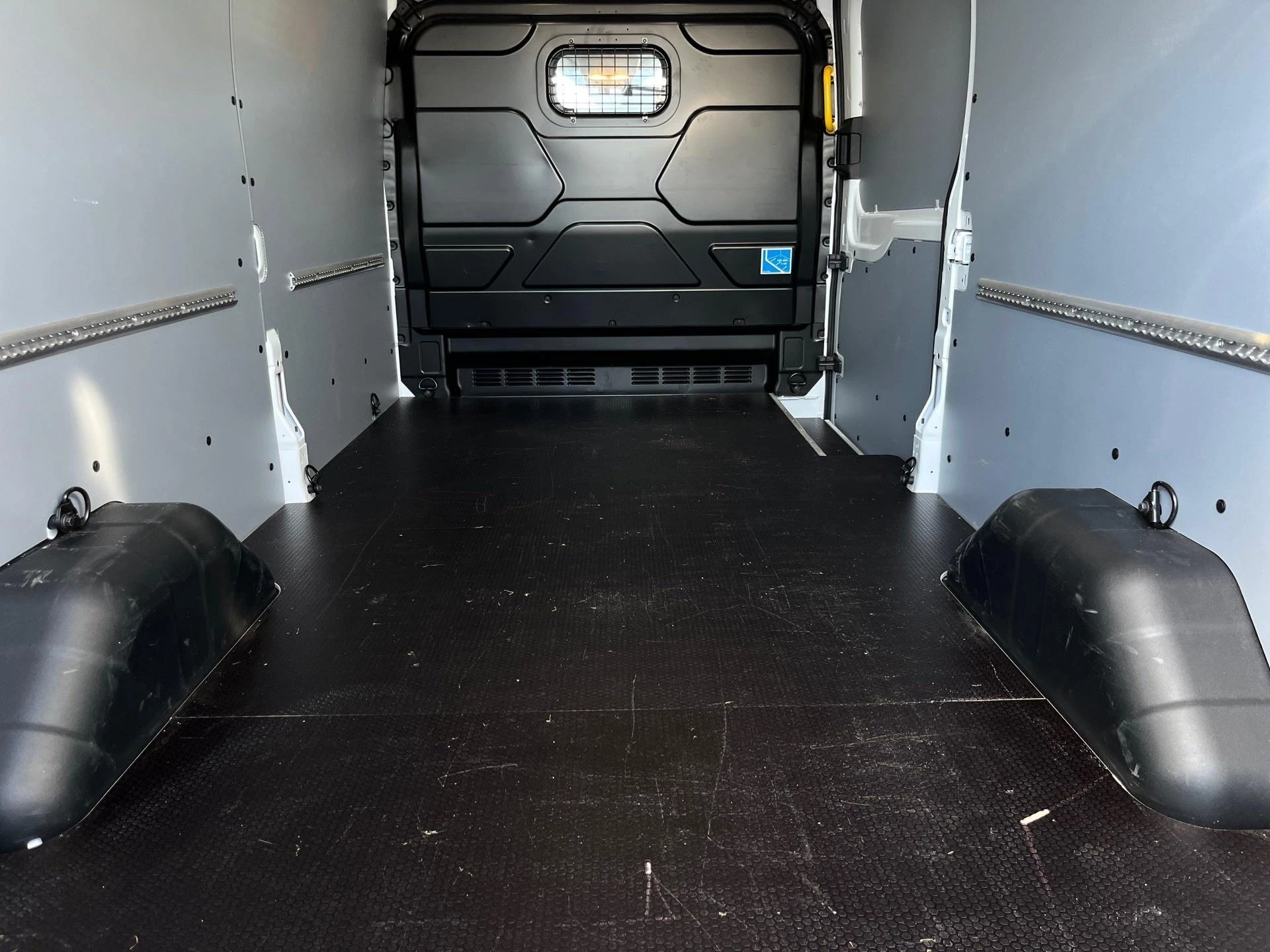 Ford E-Transit Trend