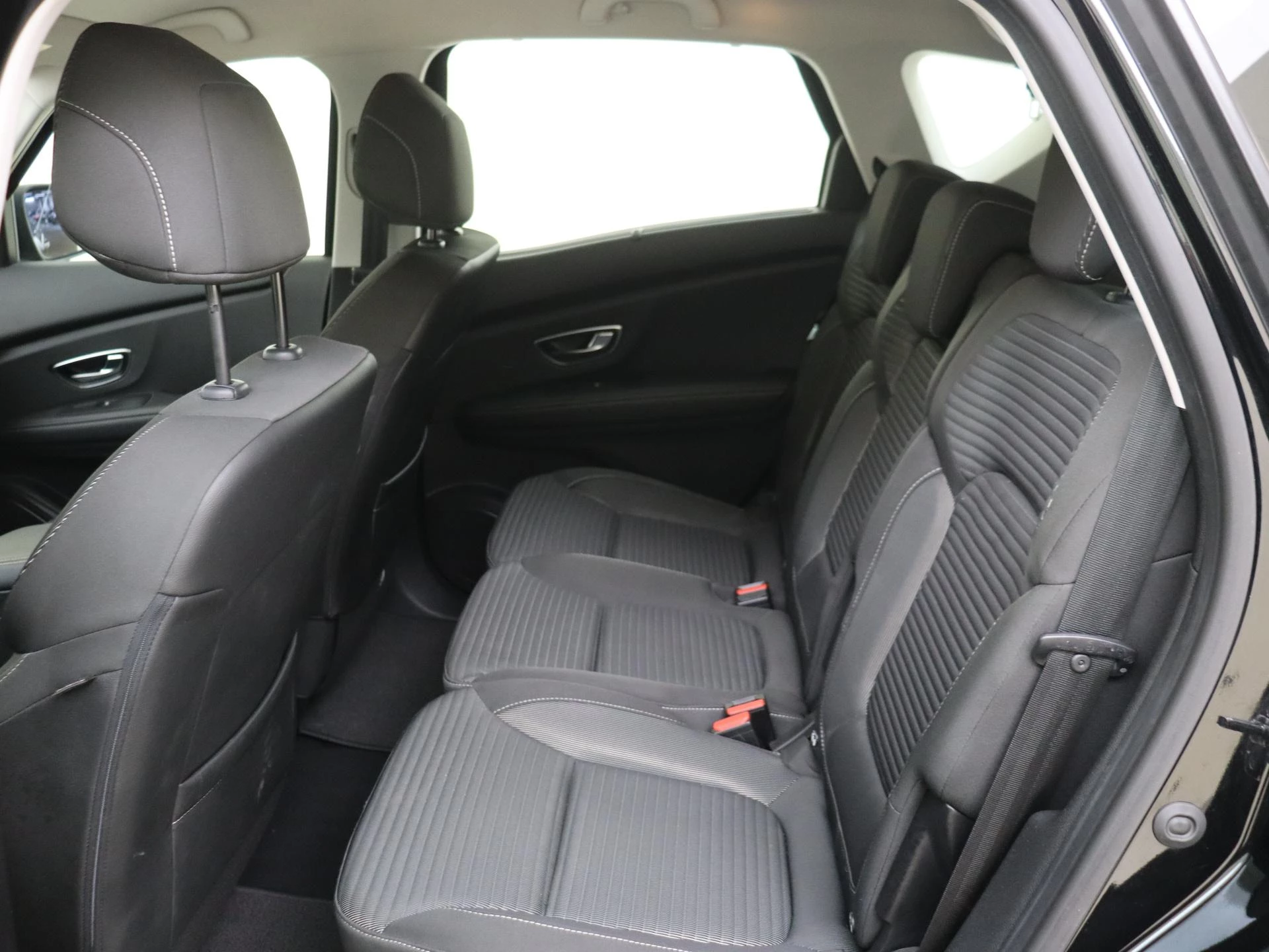 Renault-Scénic-image-12