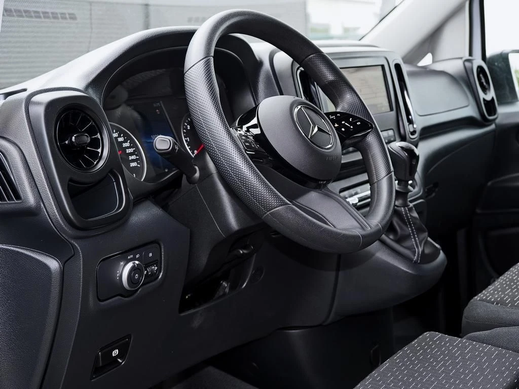 Mercedes-Benz-Vito 116-image-8