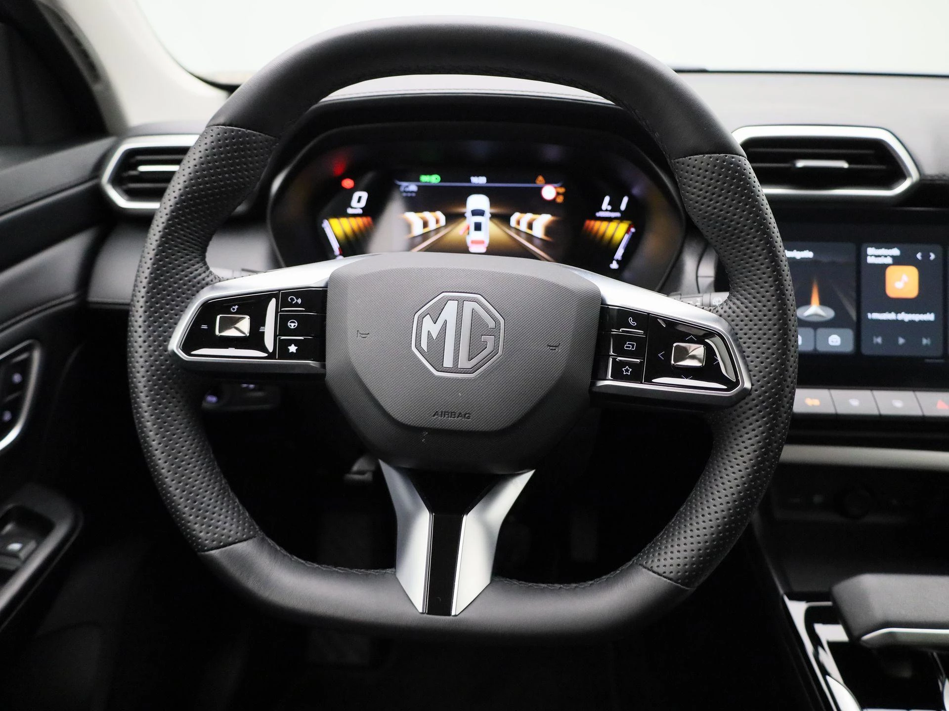 MG-ZS-image-6