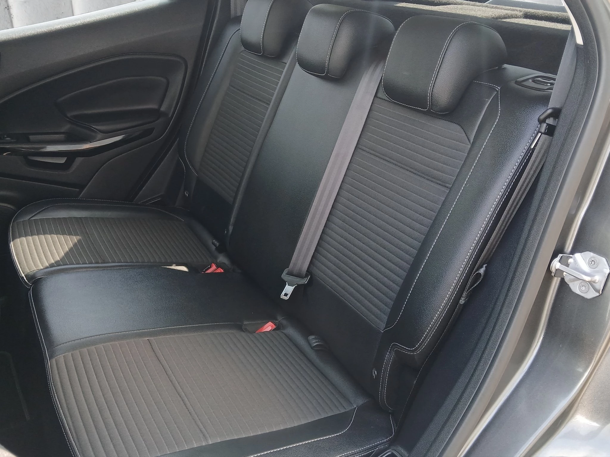 Ford EcoSport Titanium AUT | NAVI | KAM | PDC | WINTER-PAKET