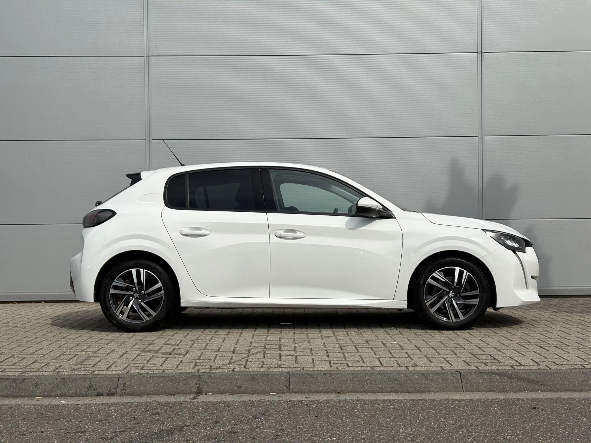 Peugeot 208 1.2 PureTech Blue Lease Allure