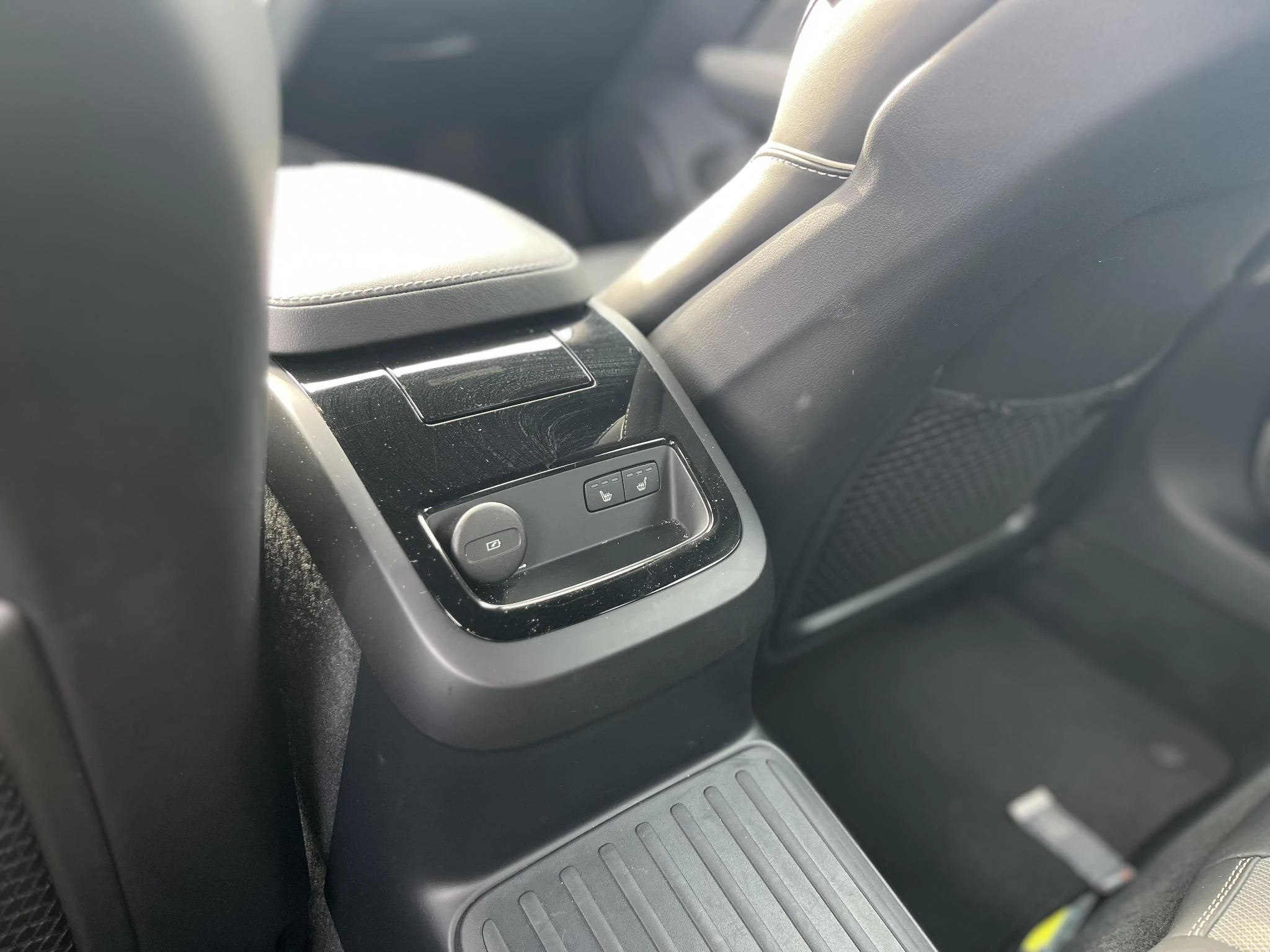 Volvo-V60-image-10