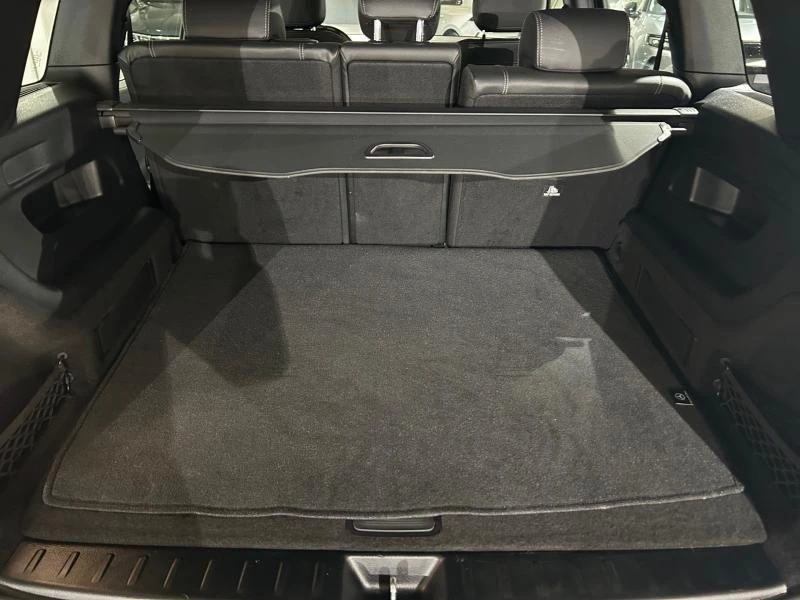 Mercedes-Benz-GLB-image-11