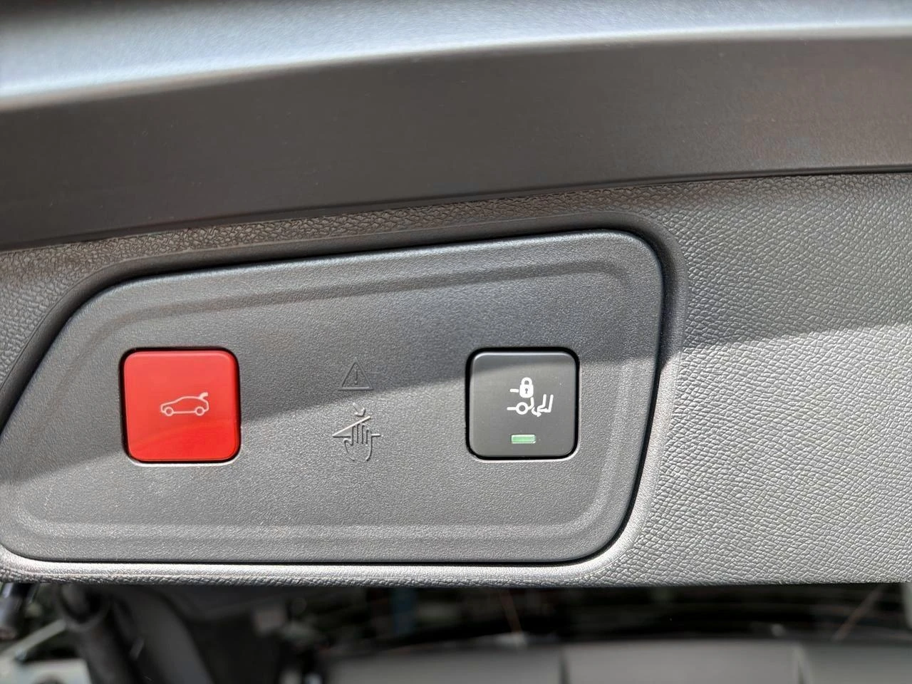 Peugeot 3008 SUV GT Line Hybrid 225 e-EAT8