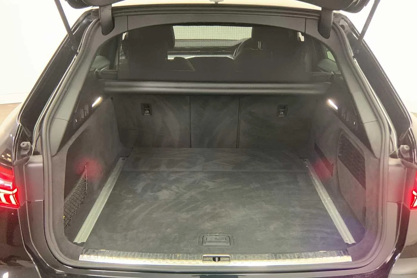 Audi-A6-image-16