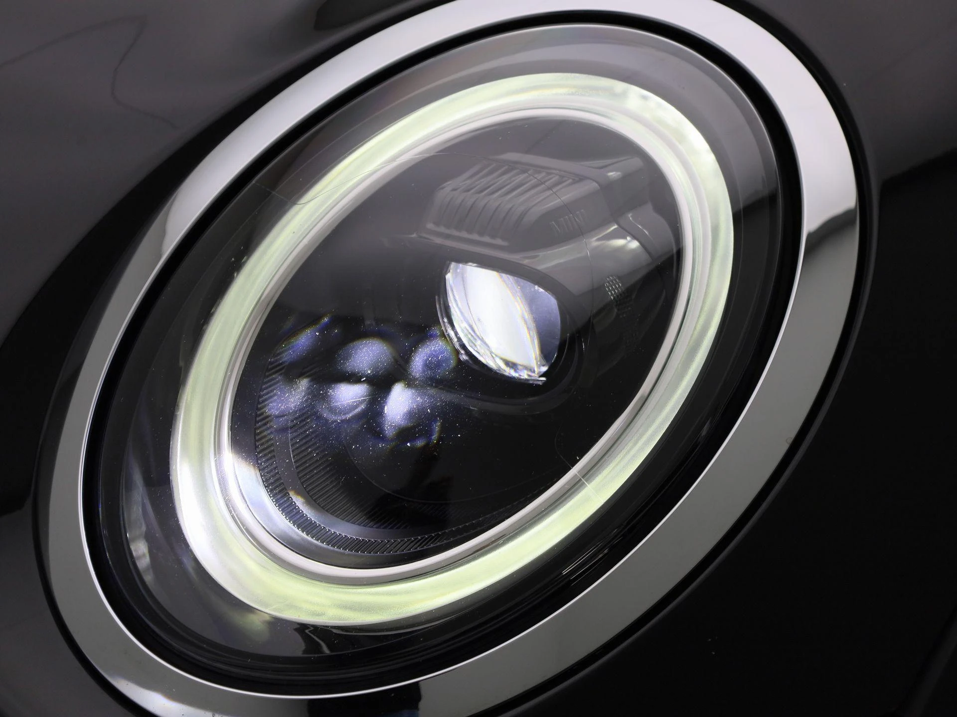 MINI-Cooper-image-12