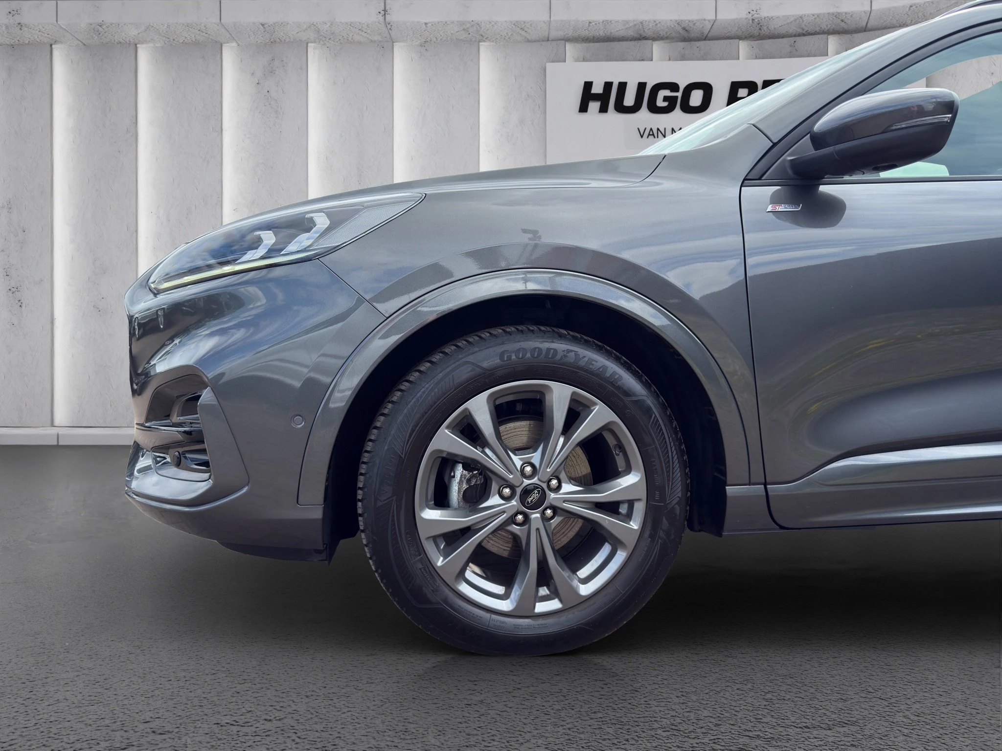 Ford Kuga ST-Line X*PANO*AHK*KAM*ACC*NAVI*SOUND-SYS.