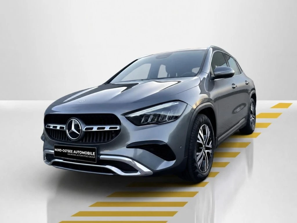 Mercedes-Benz-GLA 200 d-image-1
