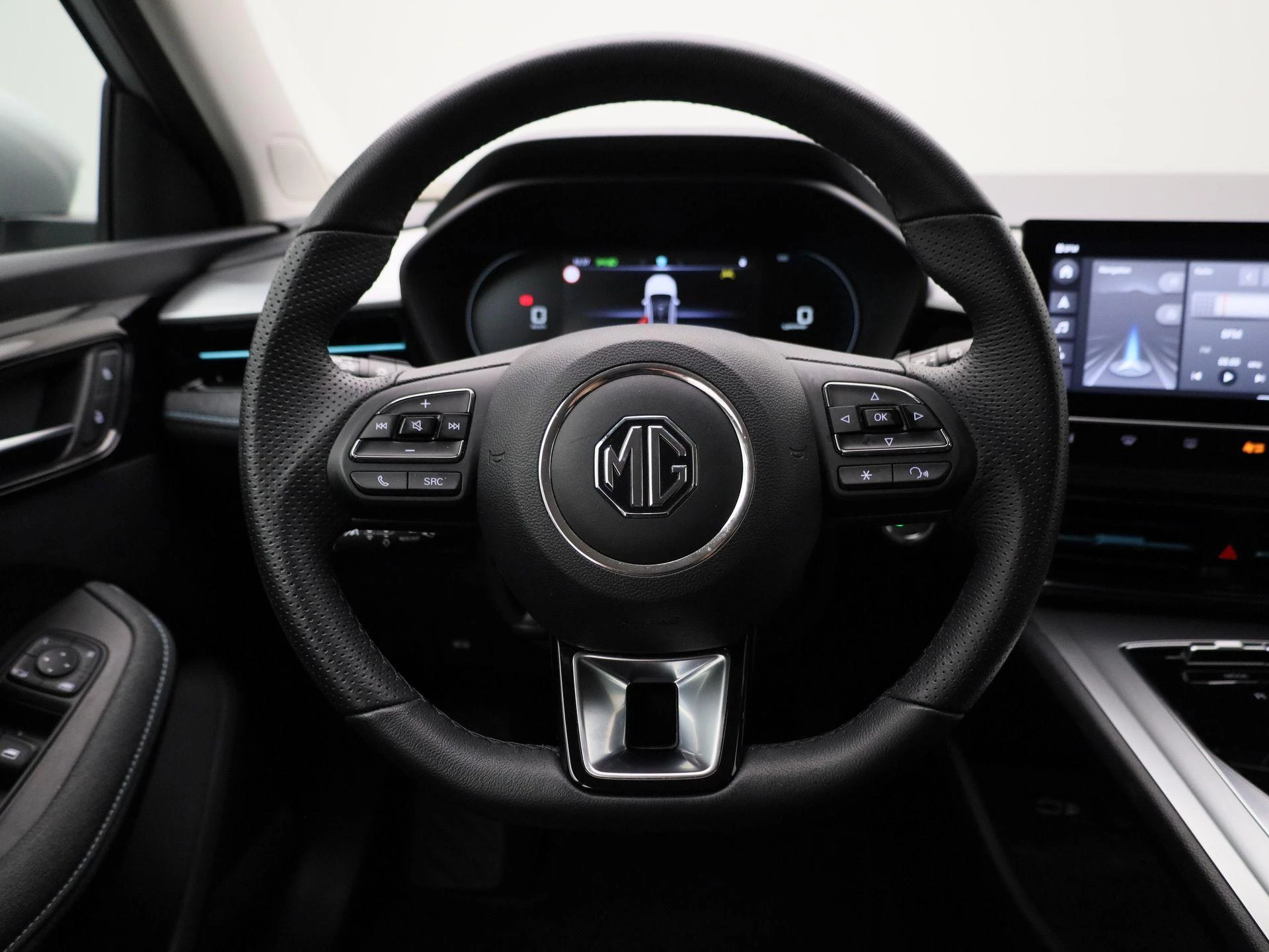 MG MG5