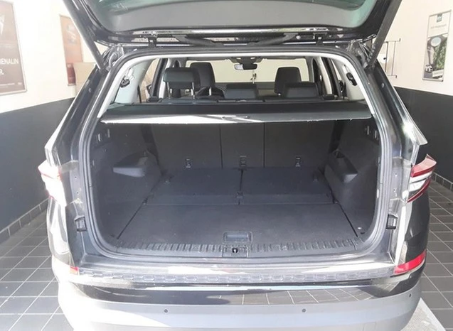 Škoda Kodiaq 1.5 TSI DSG Style 7Sitzer, AHK, RFK, Navi., ACC, Matrix-LED,