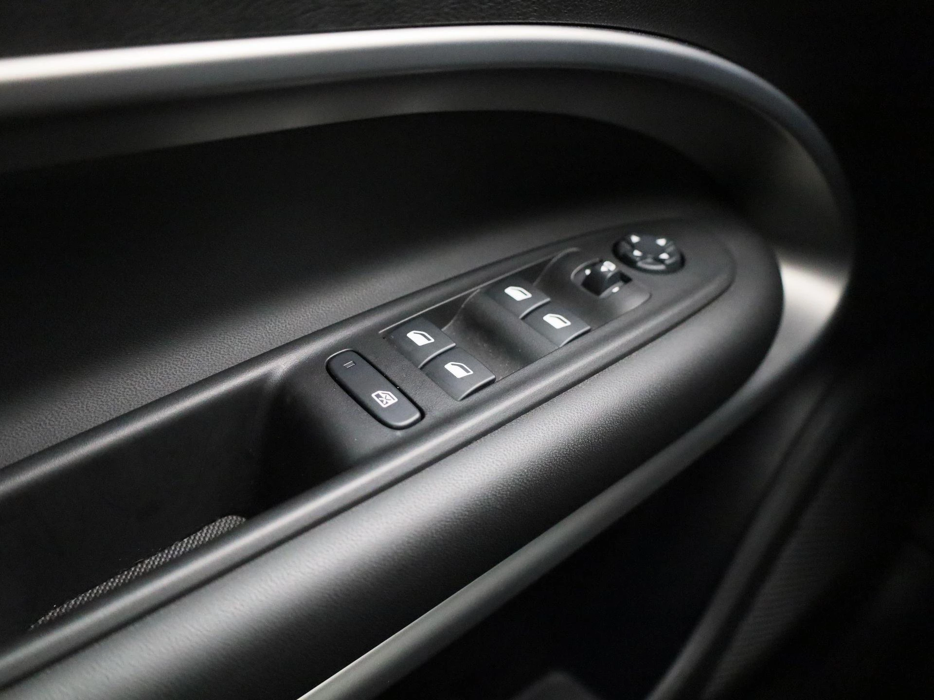 Jeep-Avenger-image-24