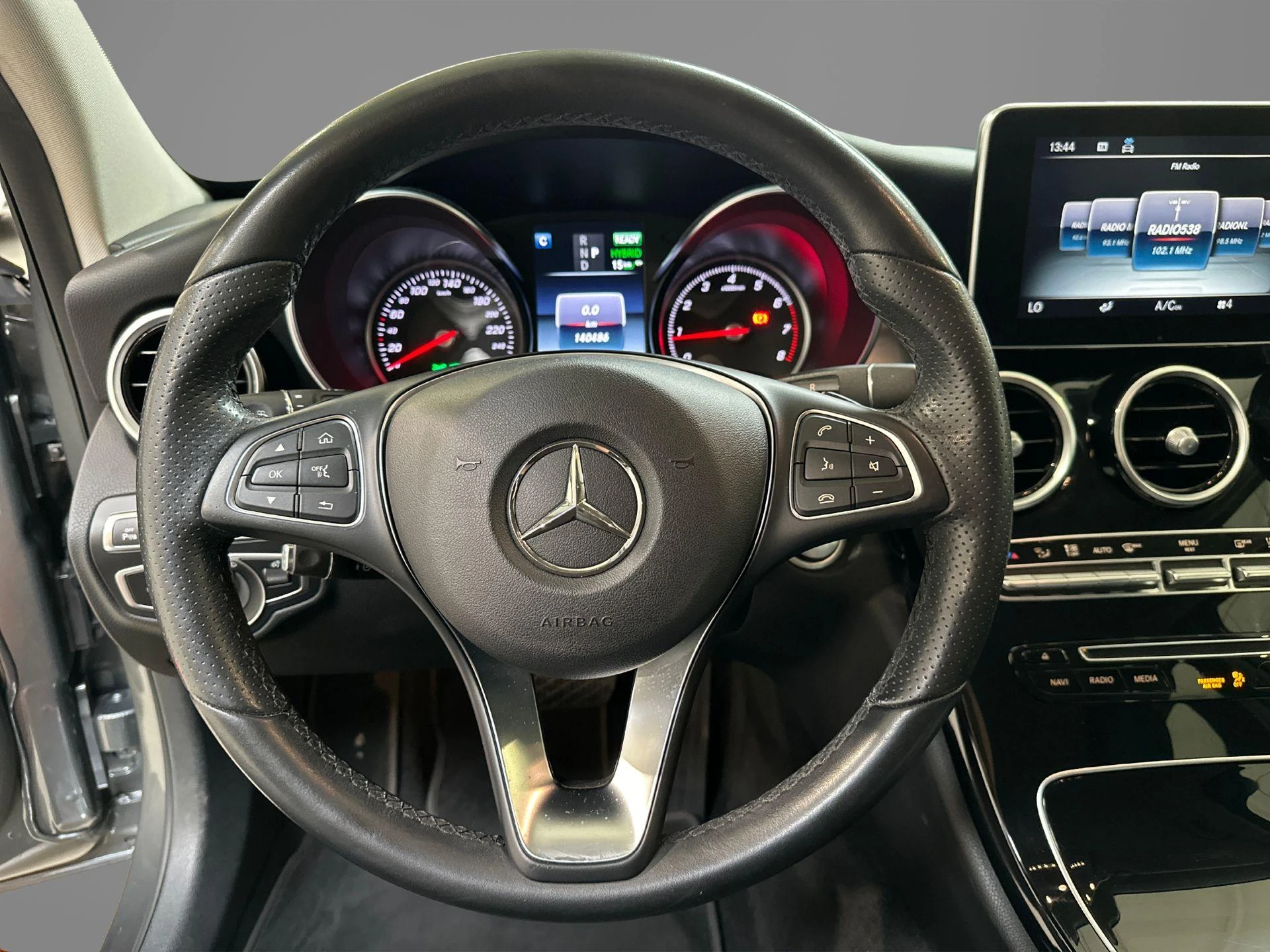 Mercedes-Benz-C-Klasse-image-28