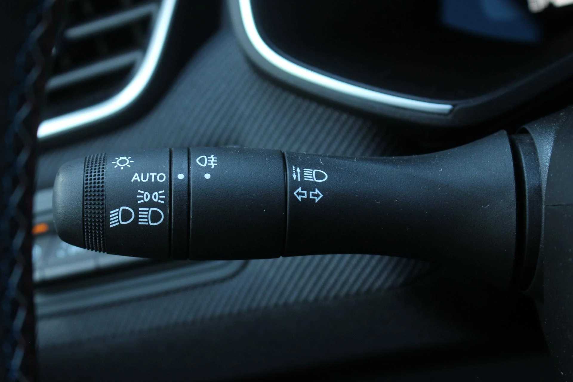 Renault-Clio-image-19