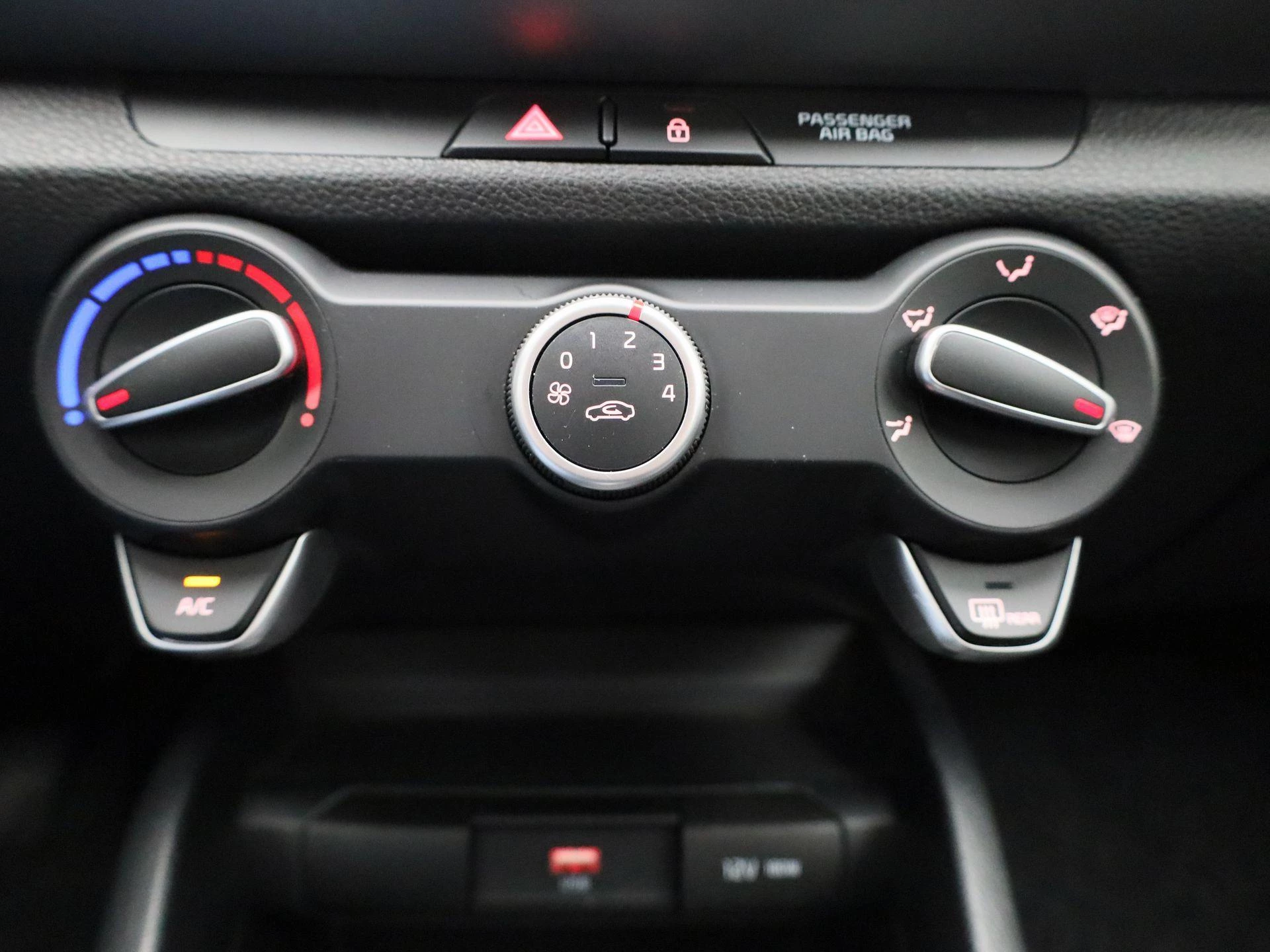 Kia-Stonic-image-26