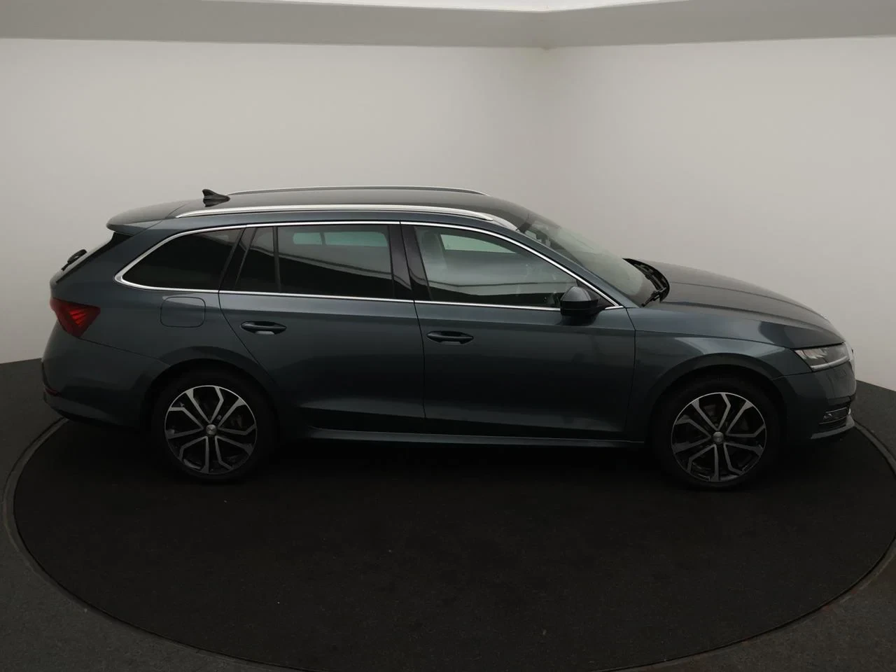 Škoda-Octavia-image-3