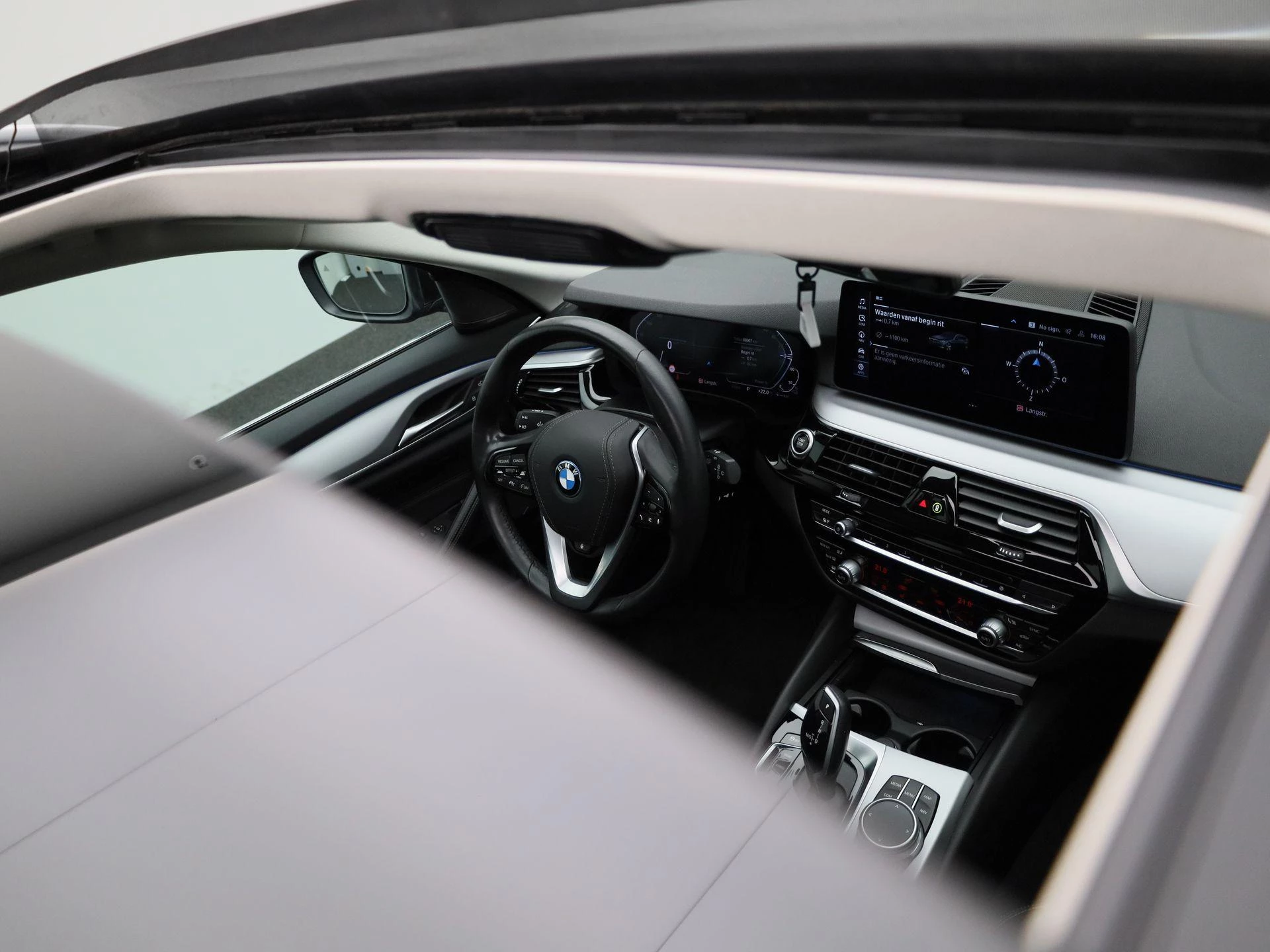 BMW-5 Serie-image-51