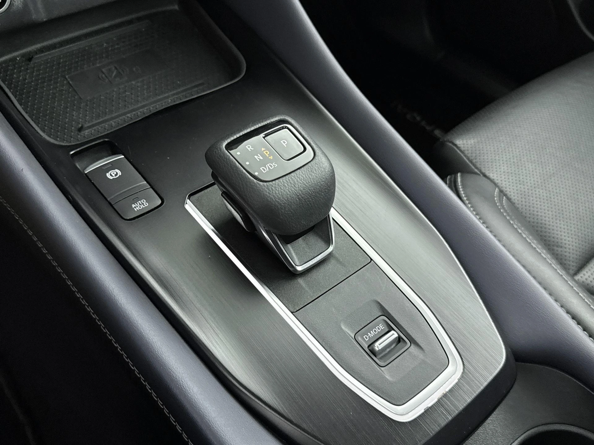 Nissan-QASHQAI-image-14
