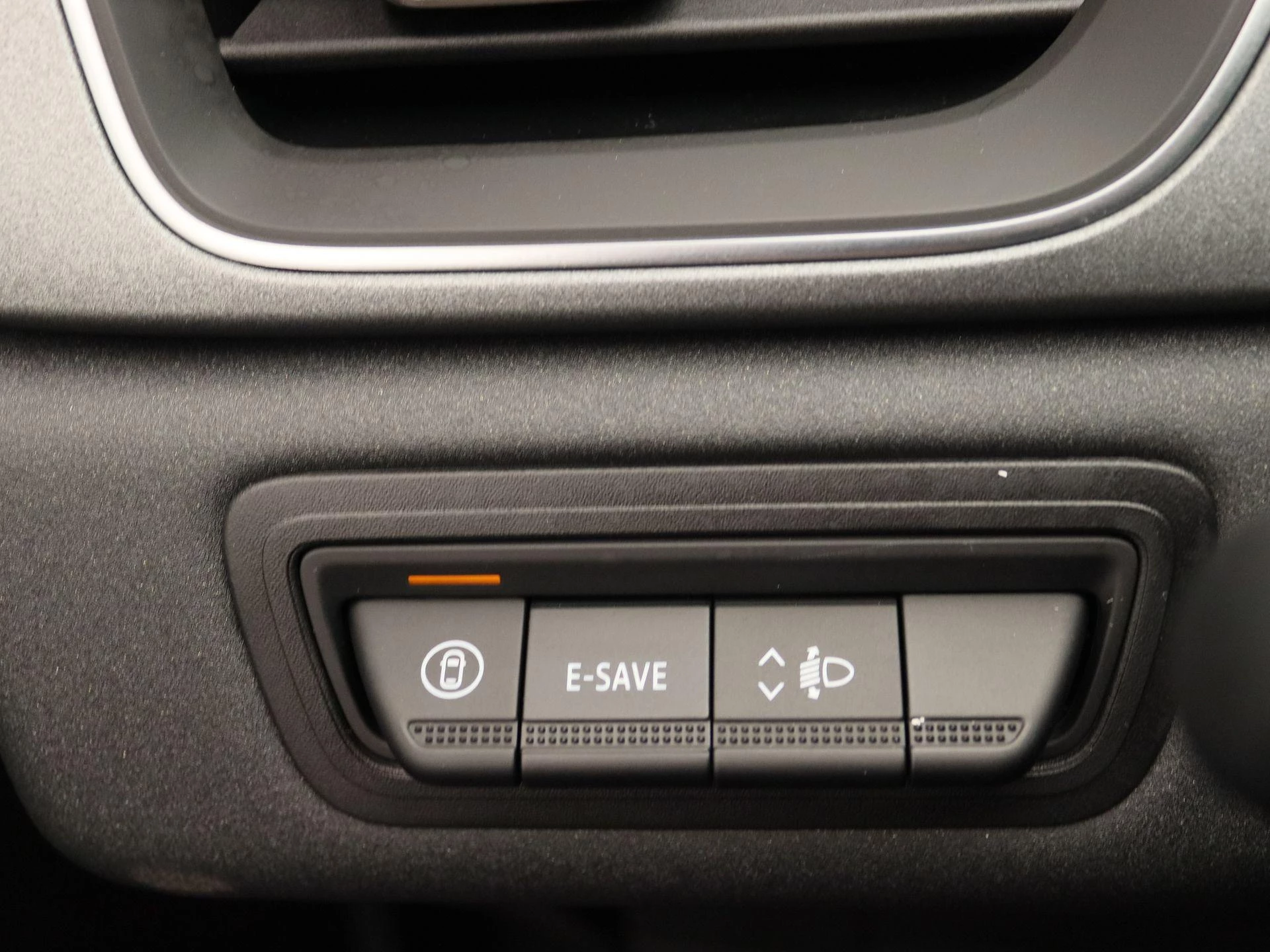 Renault-Captur-image-19