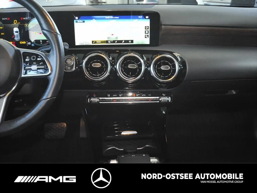 Mercedes-Benz A-Klasse 200 d LED PDC LM TEMPOMAT